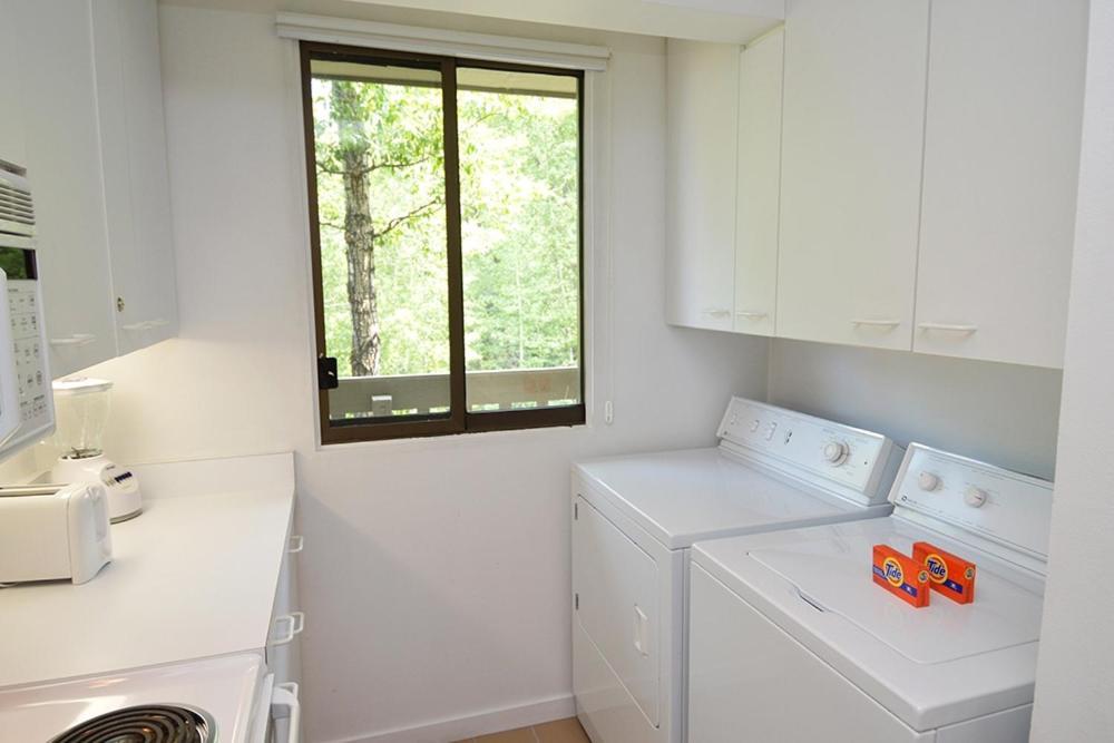 Riverview Unit 8, All The Essentials Riverside Condo With Access To Pool & Hot Tub Aspen Kültér fotó