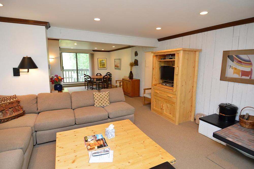 Riverview Unit 8, All The Essentials Riverside Condo With Access To Pool & Hot Tub Aspen Kültér fotó